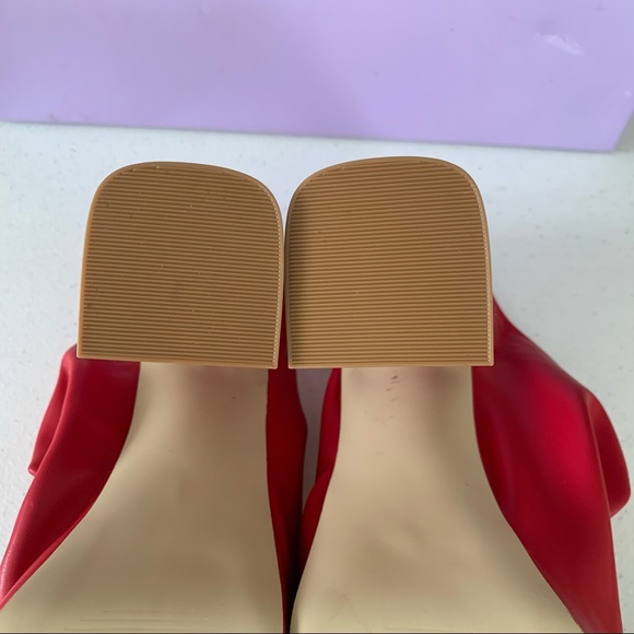 Madden Girl Lambie red chucky heel mule sandals - Picture 9 of 10